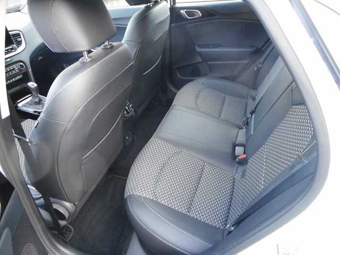Kia XCeed Vision