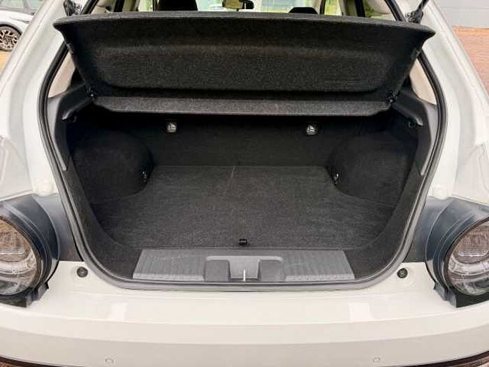 Honda e Basis