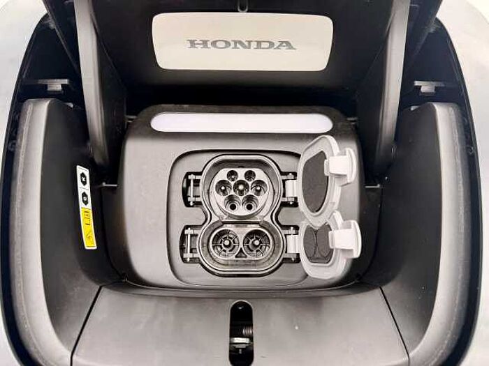 Honda e Basis