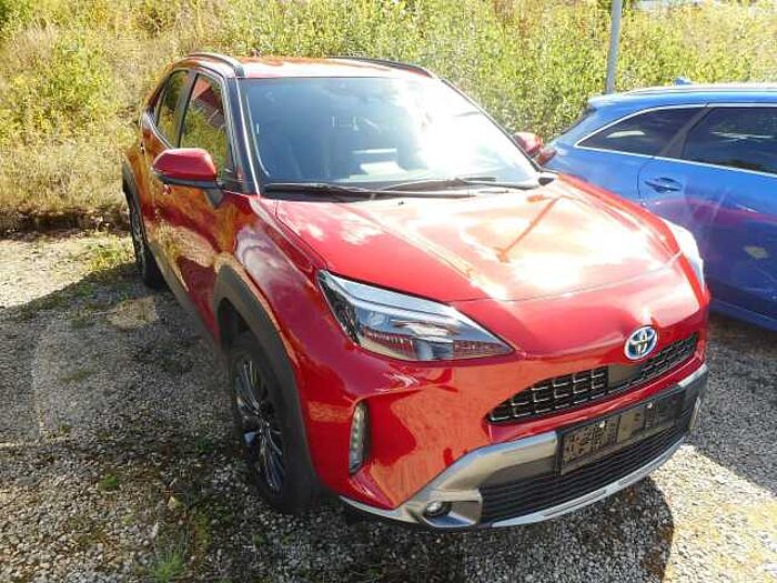 Toyota Yaris Cross Hybrid AWD-i Adventure