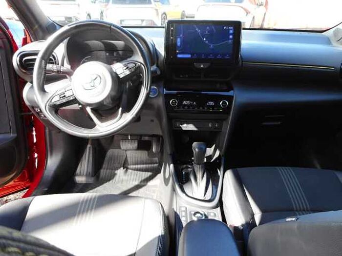 Toyota Yaris Cross Hybrid AWD-i Adventure